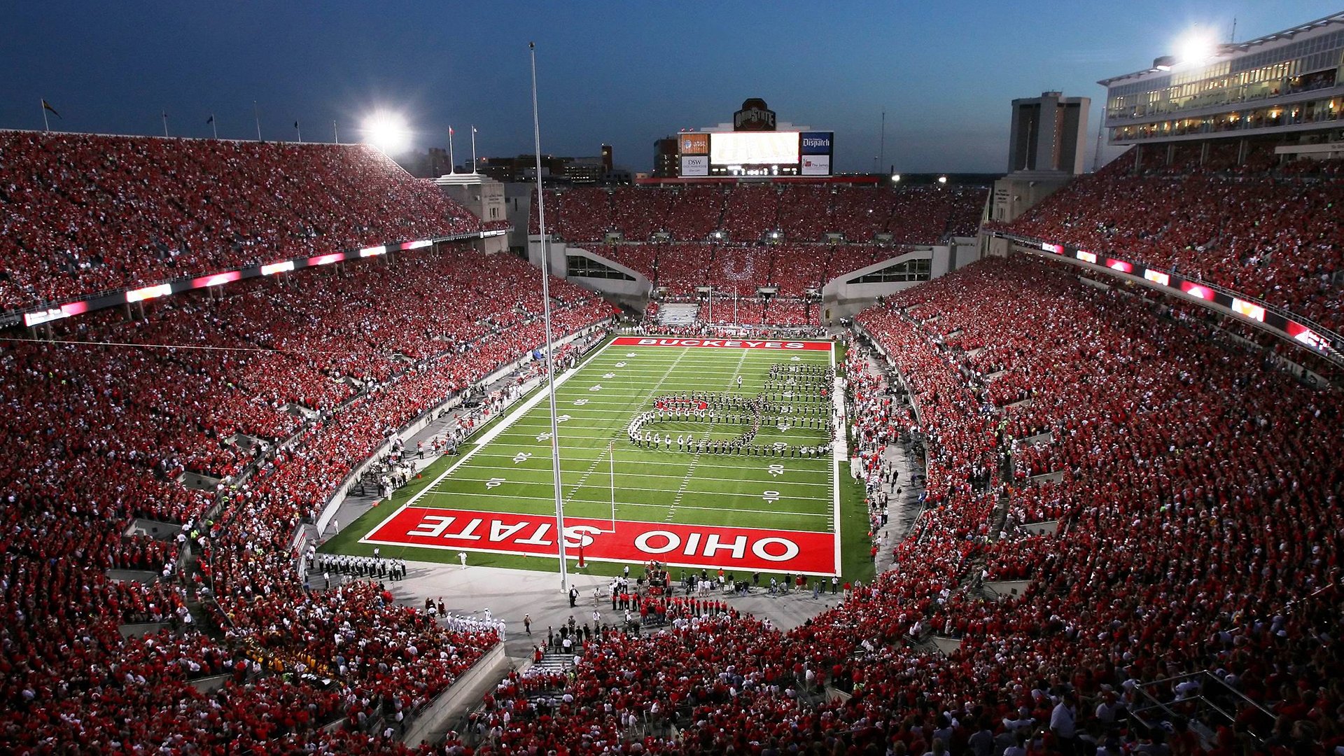 高空跳伞精彩表演,速度与勇气的极限需求,高空跳伞专业术语